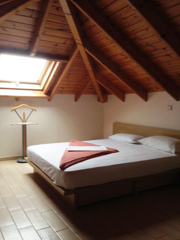 Kritikos Rooms Monemvasía Quarto foto